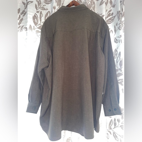 Woolrich Men’s Long Sleeve Button Up size 3XL - Picture 2 of 4